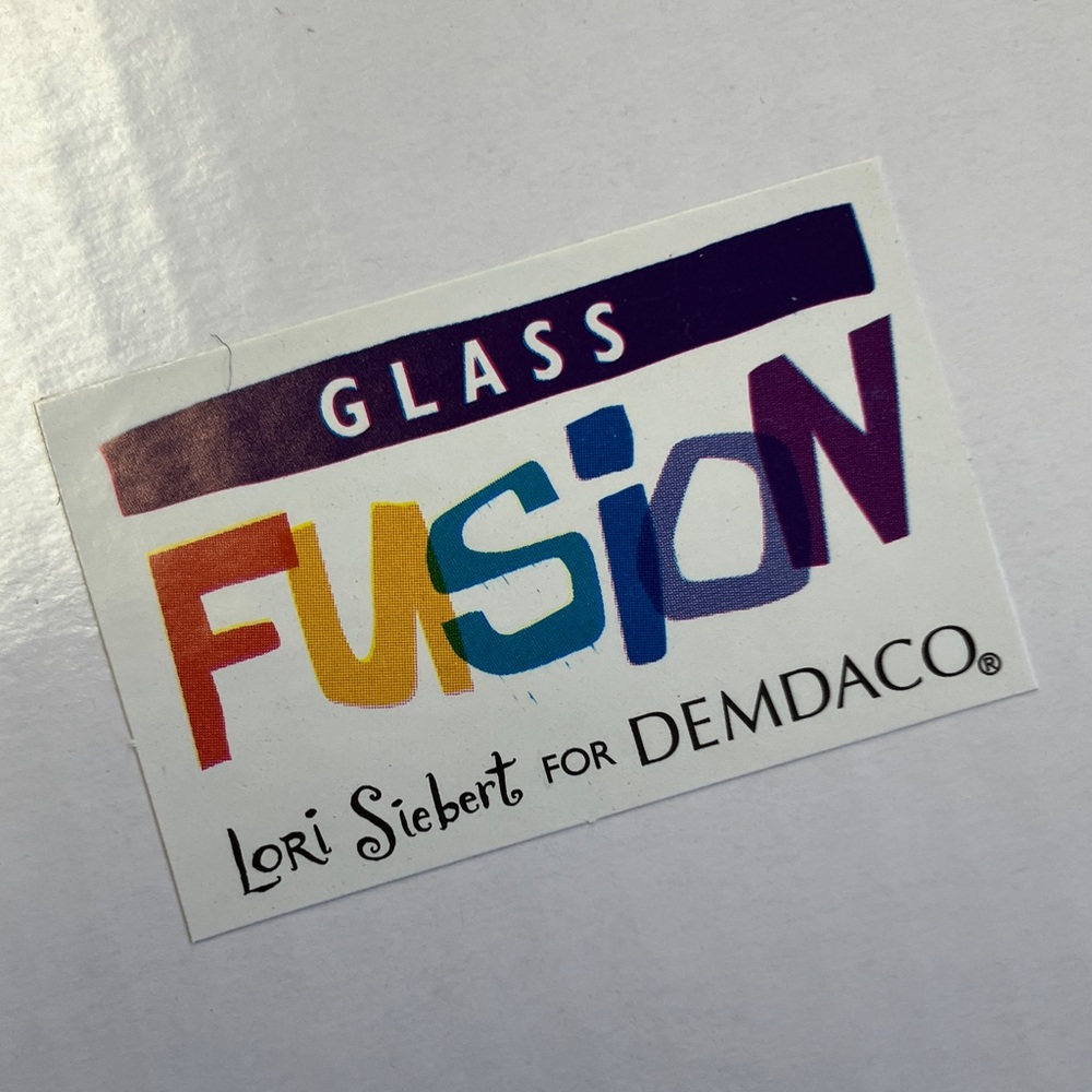 NIB Demdaco Dots Colorful Glass Fusion Plate Party - Picture 3 of 4